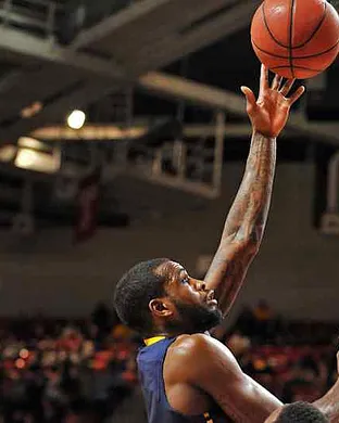 La Salle Explorers Basketball Houston